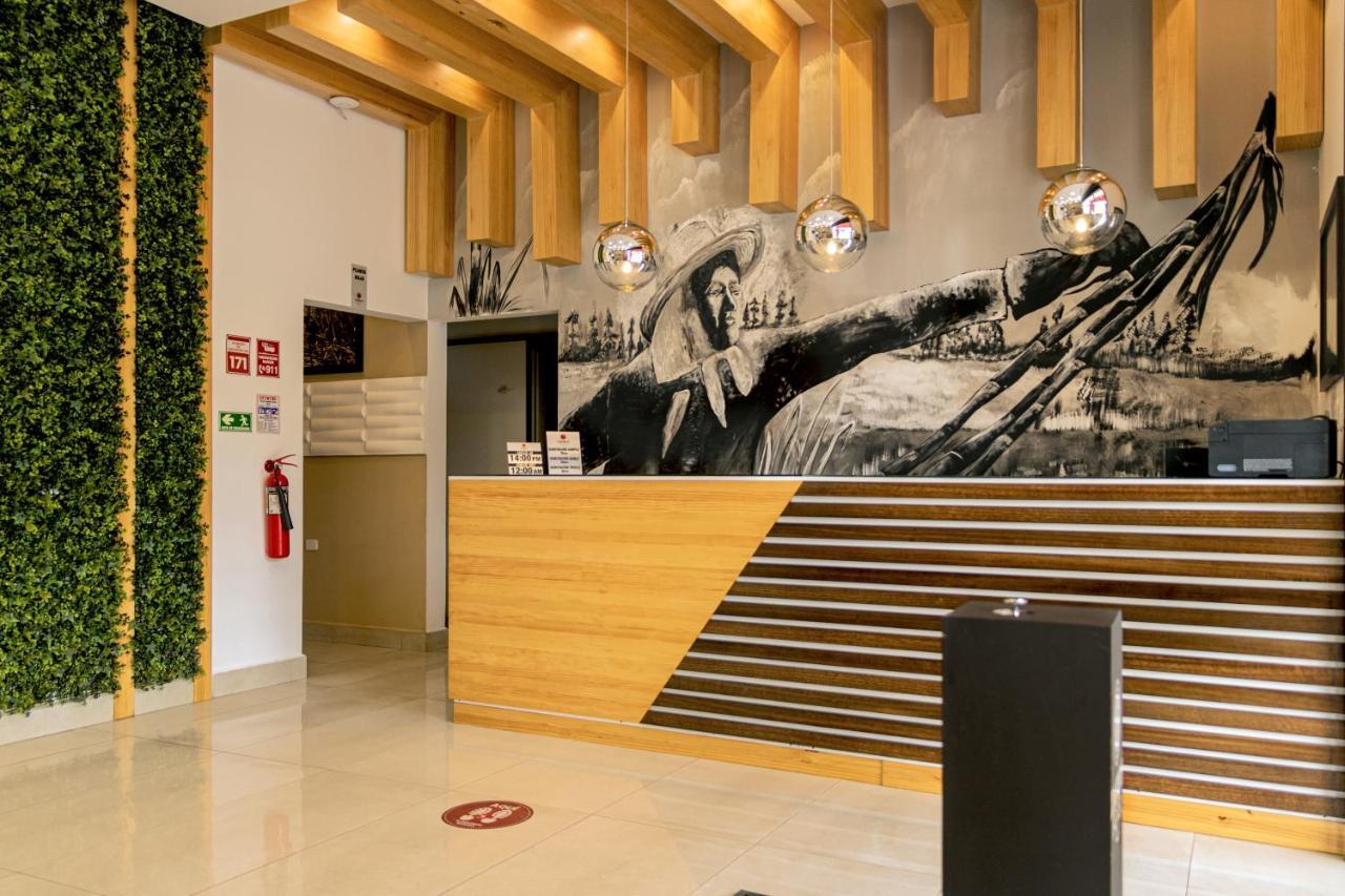 Zafra'S Hotel La Troncal Dış mekan fotoğraf