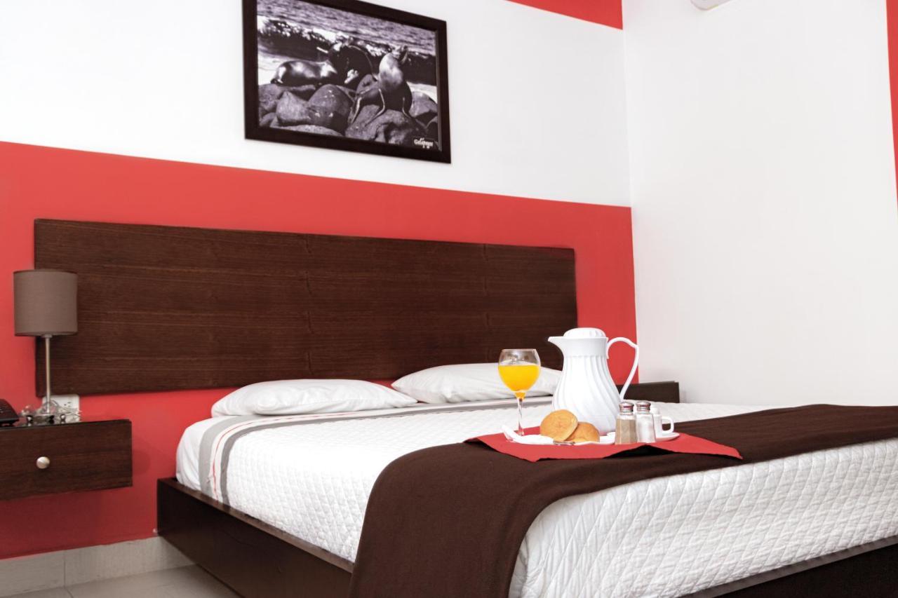 Zafra'S Hotel La Troncal Dış mekan fotoğraf