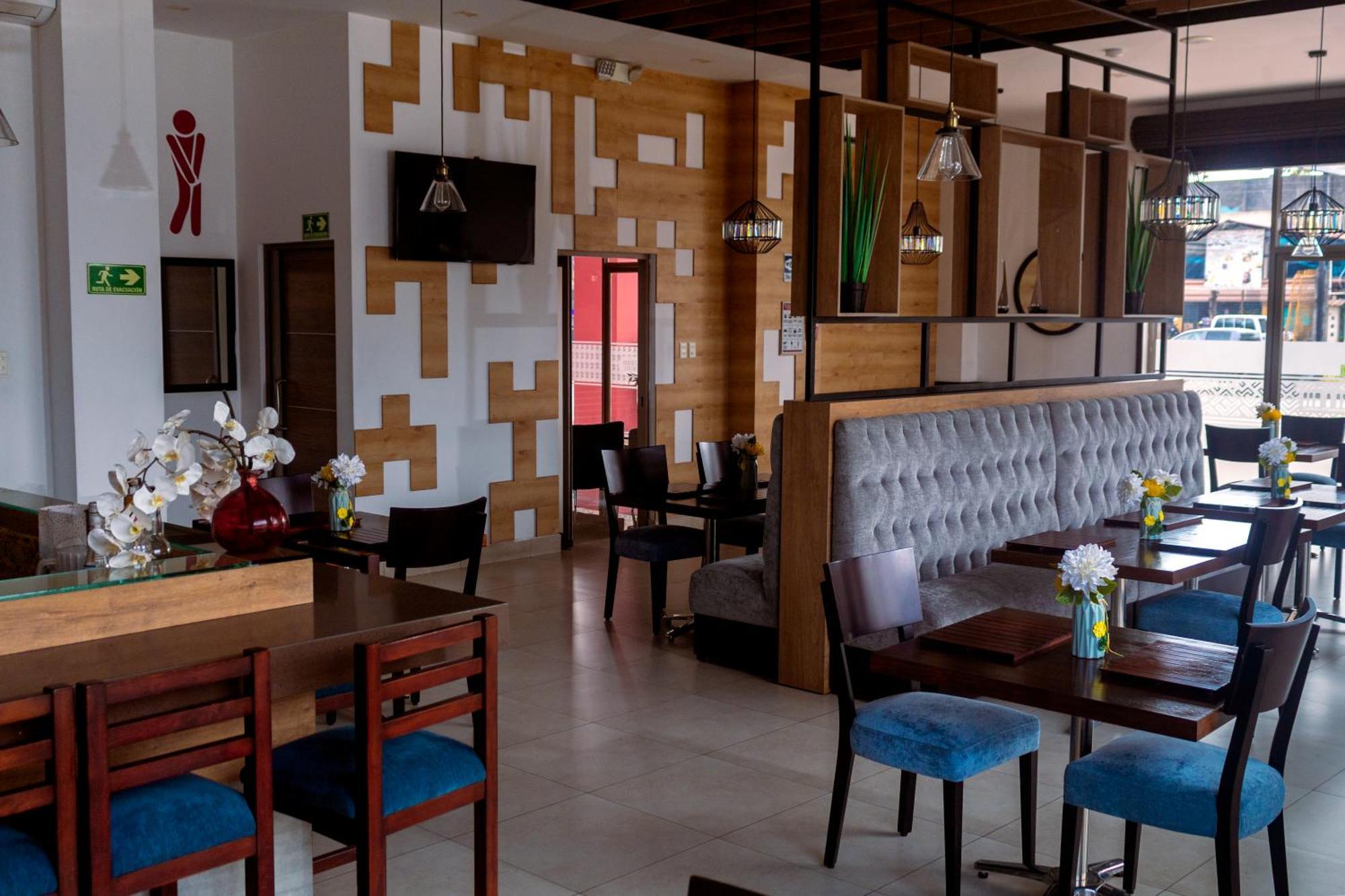 Zafra'S Hotel La Troncal Dış mekan fotoğraf